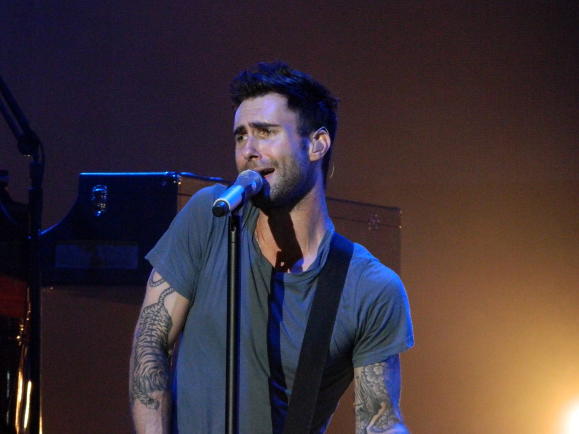 maroon 5 (12)