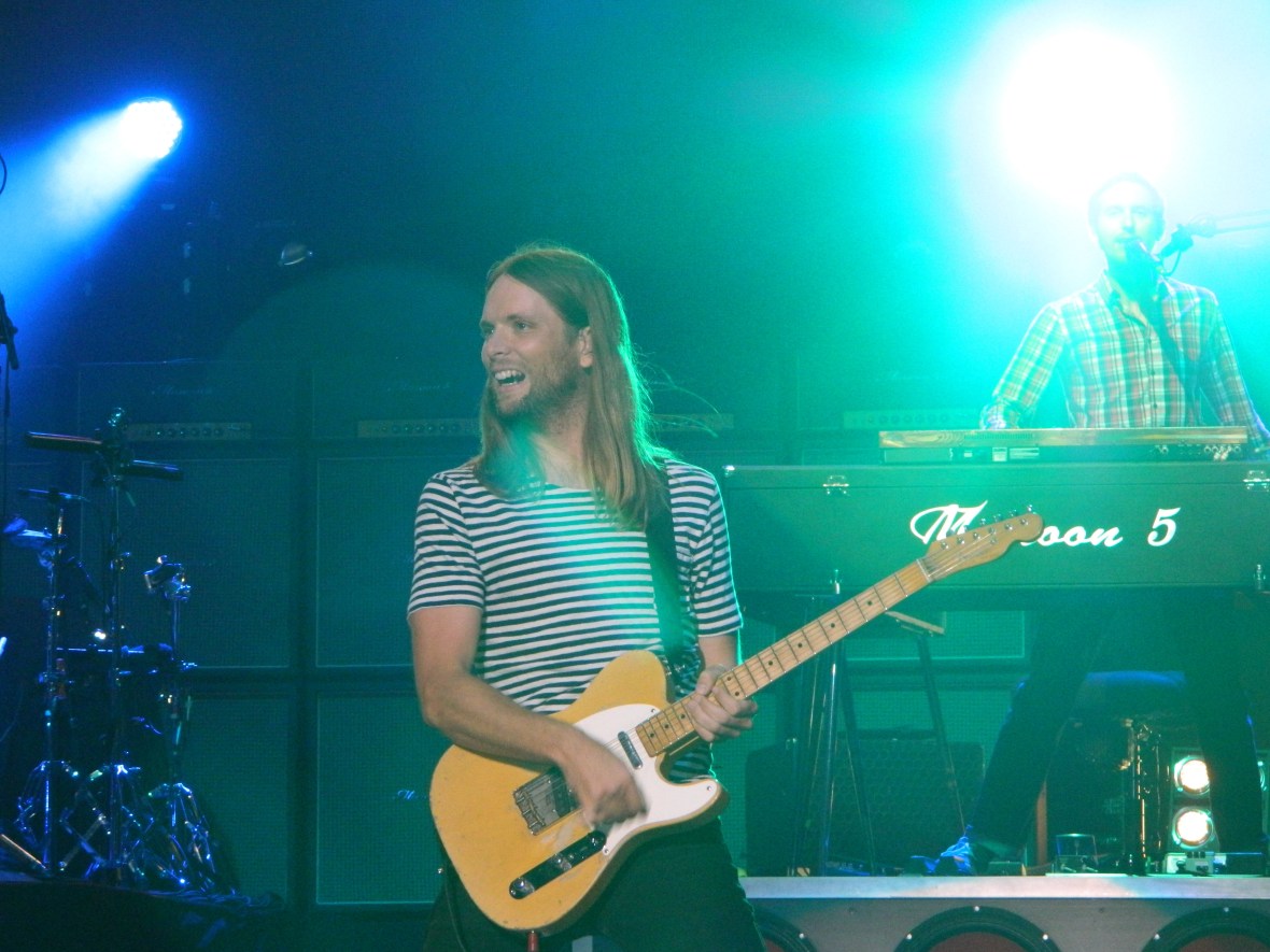 maroon 5 (15)